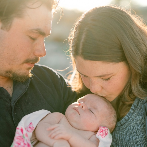 Meet your Posher, Alxys - Picture 3 of 4